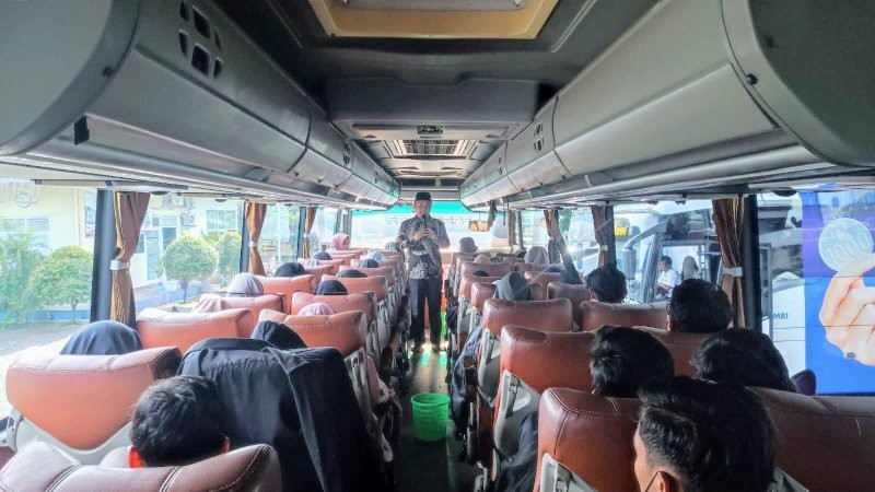 kelas_12_.jpg