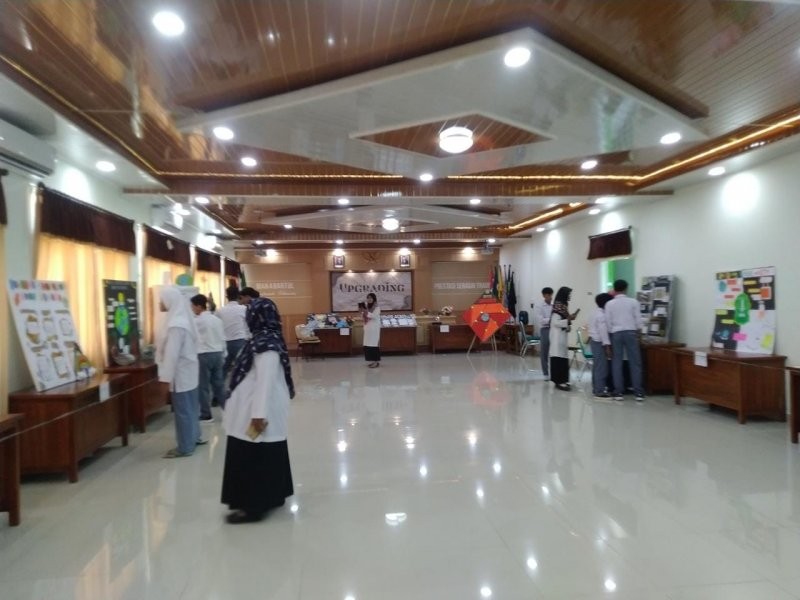 lomba1.jpg