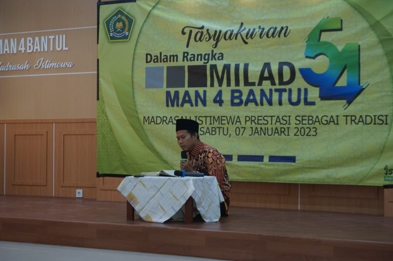 Muqaddaman Menjadi Salah Satu Kegiatan Penting Milad MAN 4 Bantul Ke-54