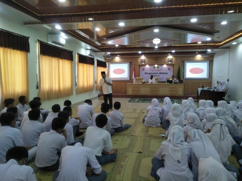 Antisipasi Kenakalan Remaja, MAN 4 Bantul Gelar Penyuluhan Pergaulan Bebas