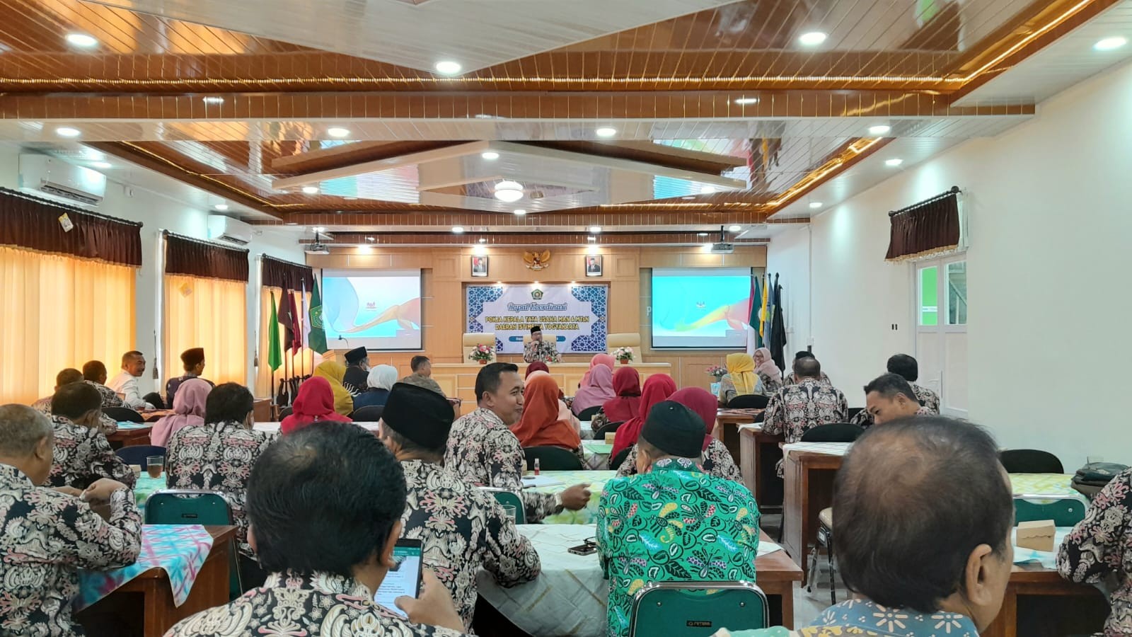 MAN 4 Bantul Jadi Tuan Rumah Rapat Koordinasi Pokja Kepala Tata Usaha MAN/MTsN Se-DIY
