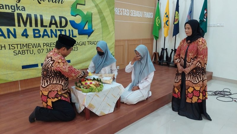 tumpengan.jpg