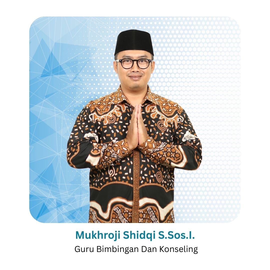 Mukhroji Shidqi S.Sos.I