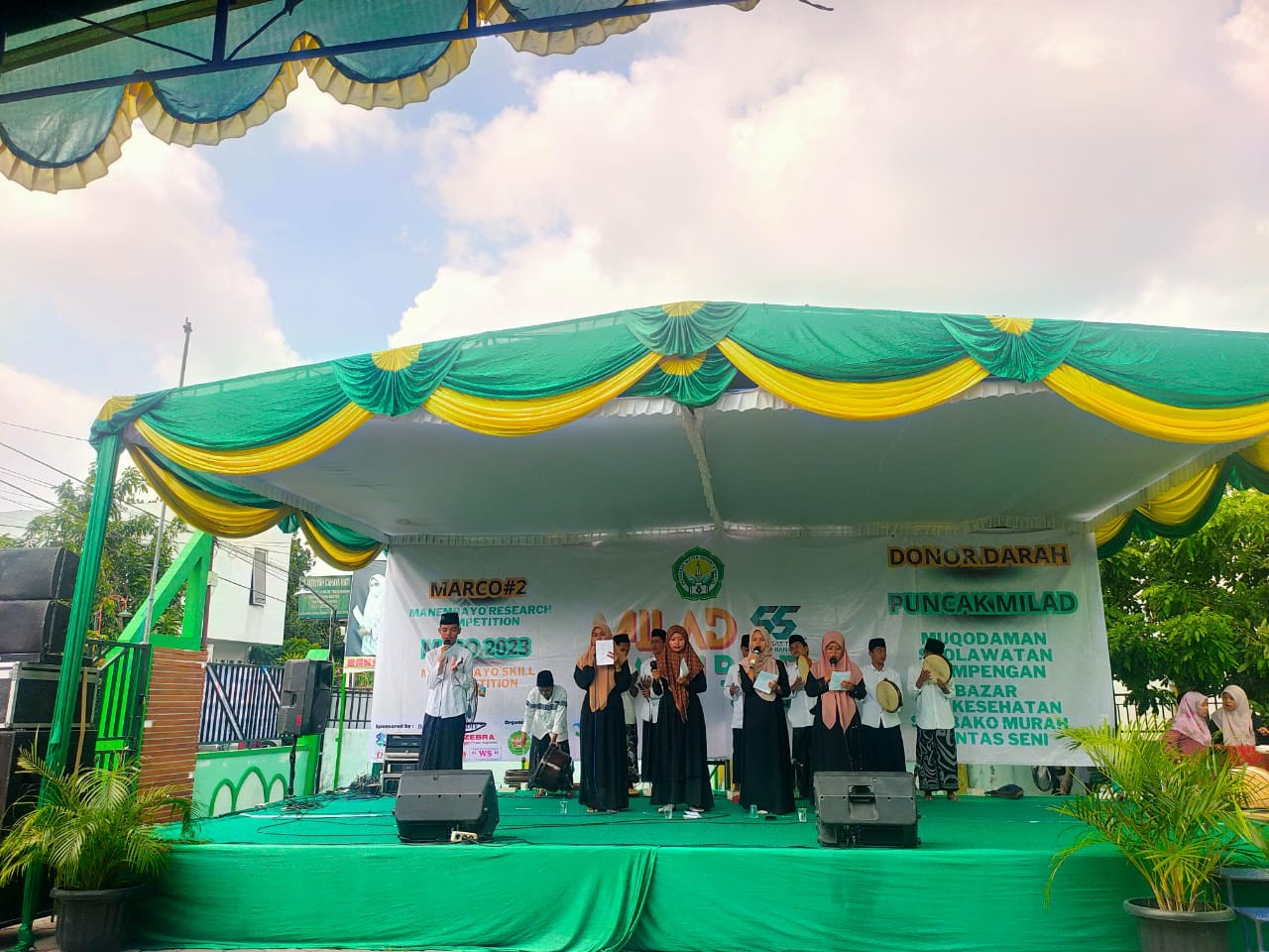 Jamiyyatul Huffazh Pimpin Muqaddaman Dan Shalawat Sebagai Rangkaian Milad MAN 4 Bantul