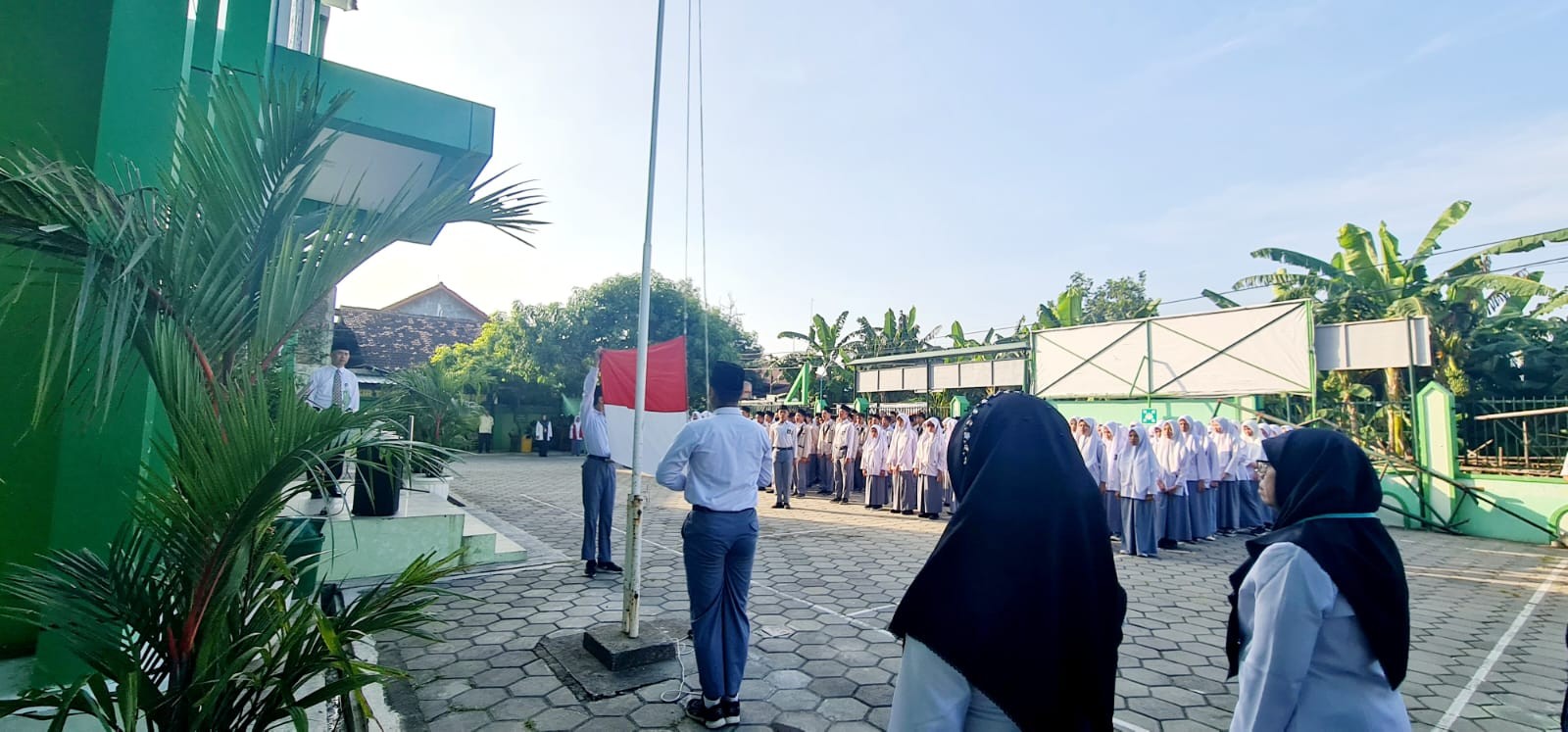 Semarak Kebangkitan Nasional MAN 4 Bantul Gelar Upacara Bendera 