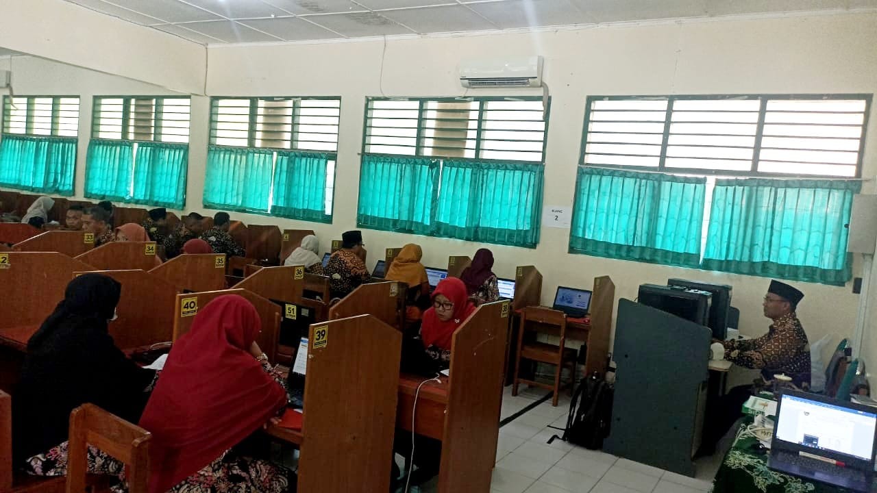 Tingkatkan Profesionalisme, Sejumlah Guru MAN 4 Bantul Ikuti AKG