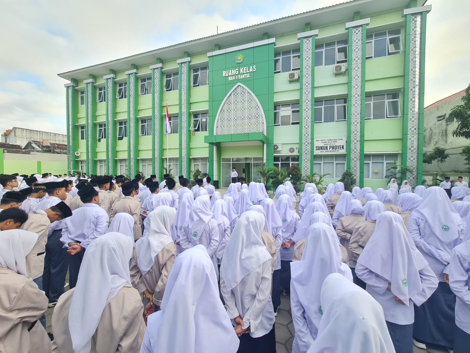 MAN 4 Bantul Gelar Apel Peringatan Hari Anak Nasional  