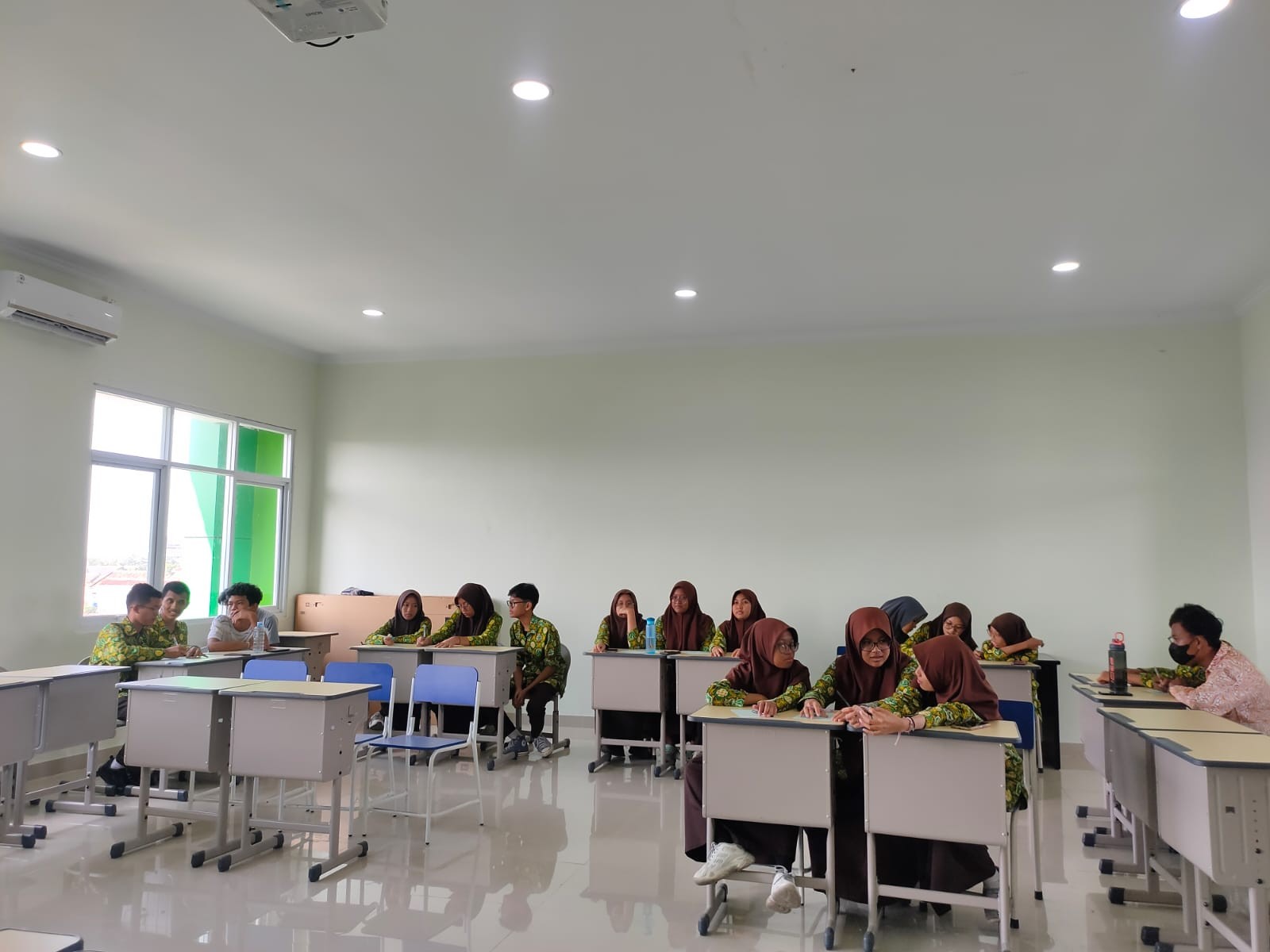 CCU MAN 4 Bantul Jaring Siswa Berpengetahuan Global