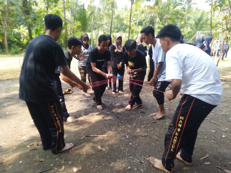 Outbound Menjadi Kegiatan Paling Menarik Bagi Peserta Kemah MAN 4 Bantul