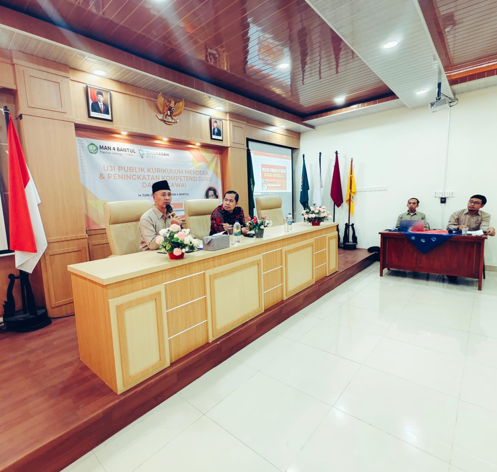 Memperkuat Mutu Pendidikan, MAN 4 Bantul Gelar Kegiatan Peningkatan Kompetensi Guru dan Pegawai