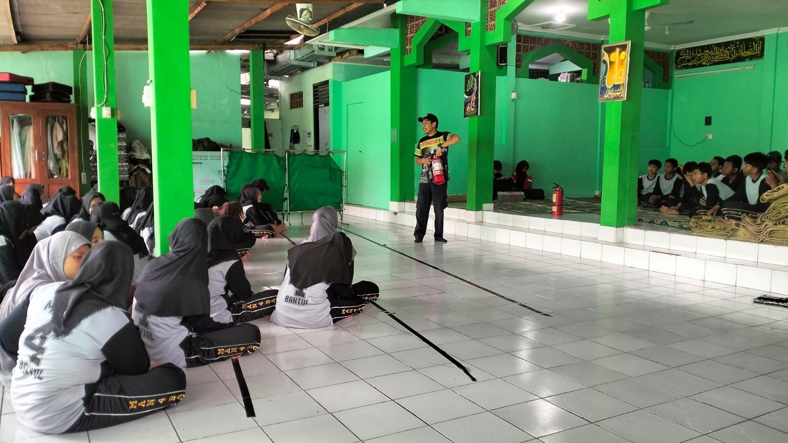 Pelatihan APAR di MAN 4 Bantul, Siswa Siap Hadapi Darurat Kebakaran