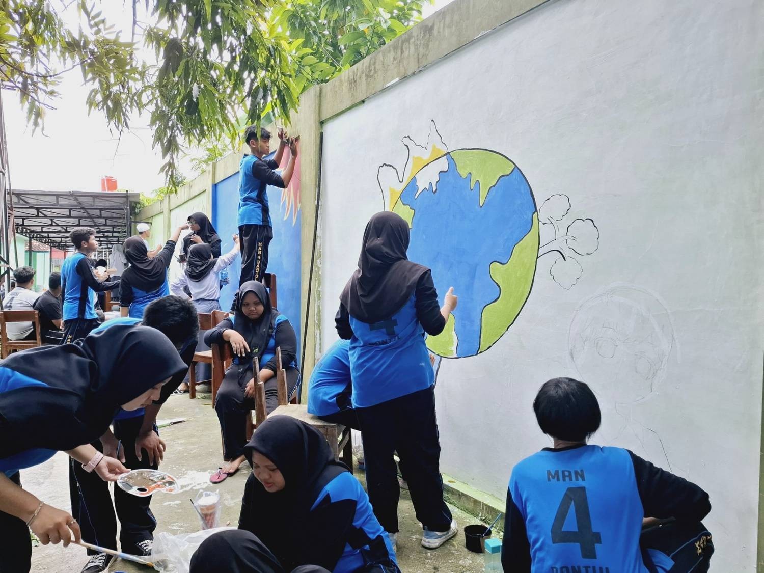 MAN 4 Bantul Gelar Lomba Mural dalam Rangka Peringatan Hari Bumi