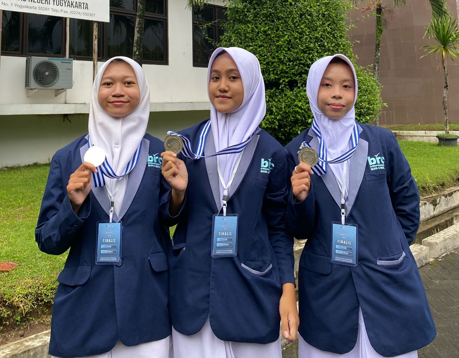 Inovasi Tim BRC MAN 4 Bantul Berbuah Manis, Raih Perak di LKTI MARSS UNY