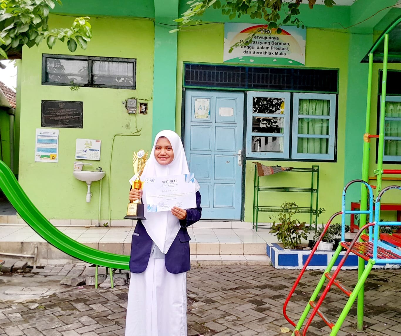 Tim BRC Raih Peringkat 1 Lomba Essay MALKATA MA Ali Maksum Yogyakarta 
