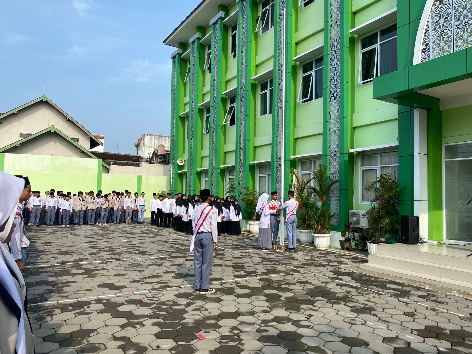 MAN 4 Bantul Gelar Upacara Peringatan Hari Pahlawan dengan Penuh Khidmat