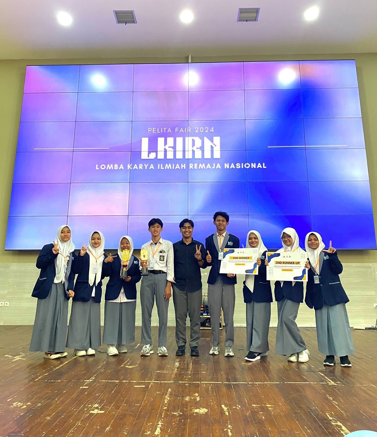 Prestasi Membanggakan, Dua Tim BRC MAN 4 Bantul Raih Juara LKIRN UNTIDAR 2024