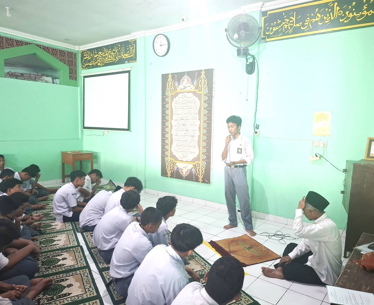 Senyummu Sedekahmu, MAN 4 Bantul Bangun Karakter Lewat Kultum Dhuhur