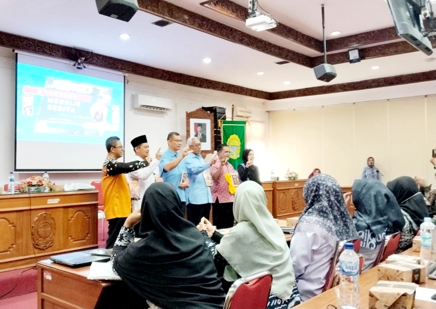 Tingkatkan Kemampuan Jurnalistik, Humas MAN 4 Bantul Ikuti Workshop Menulis Berita 