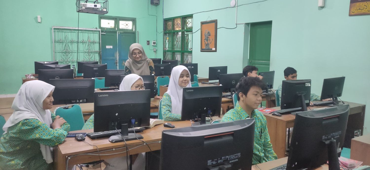 Enam Siswa MAN 4 Bantul Ikuti Technical Meeting Olimpiade Orbit 2025 Secara Daring