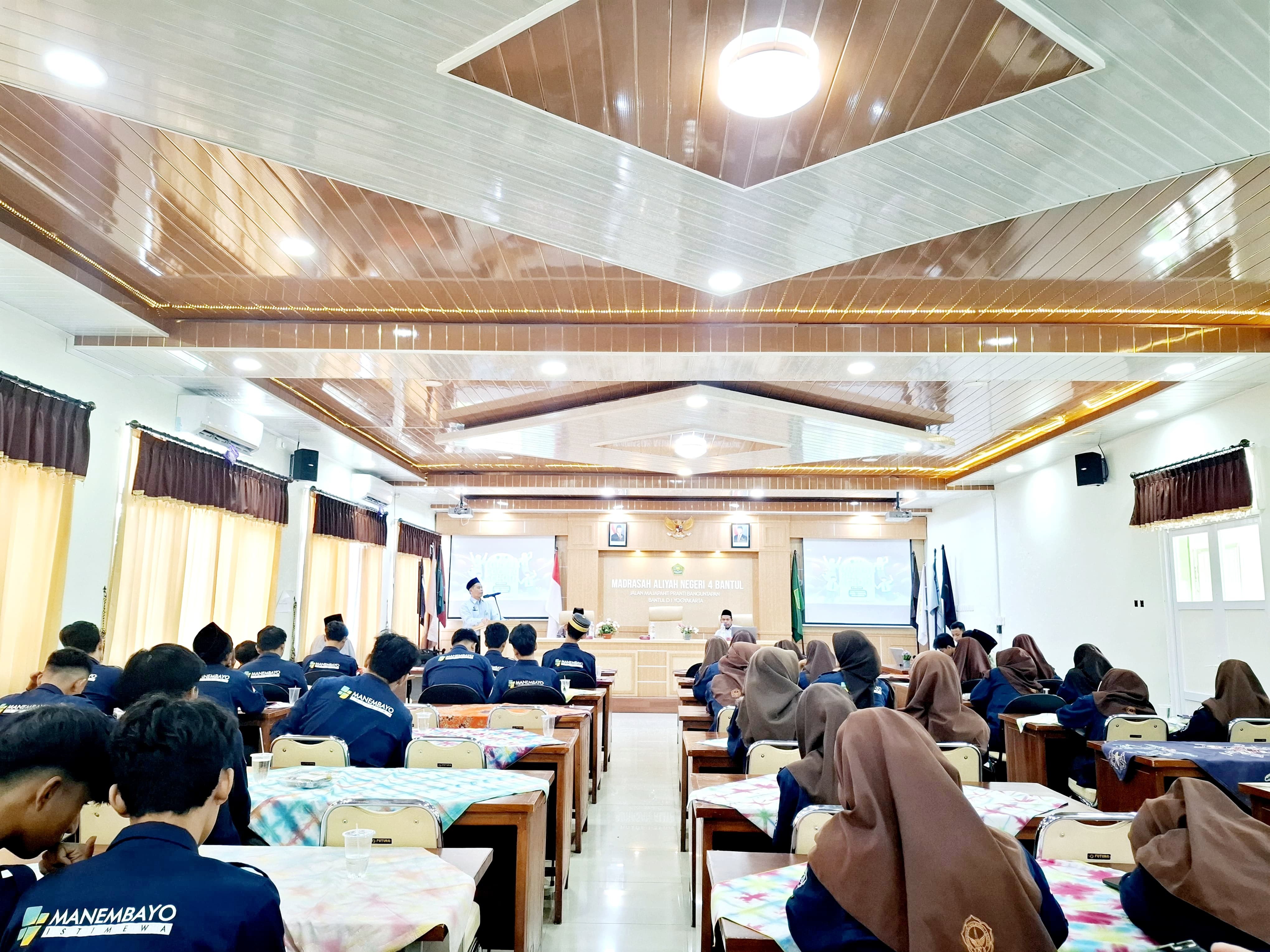 Kolaborasi dan Moderasi Membangun Negeri, MAN 4 Bantul Jadi Tuan Rumah FORKAB Goes to School