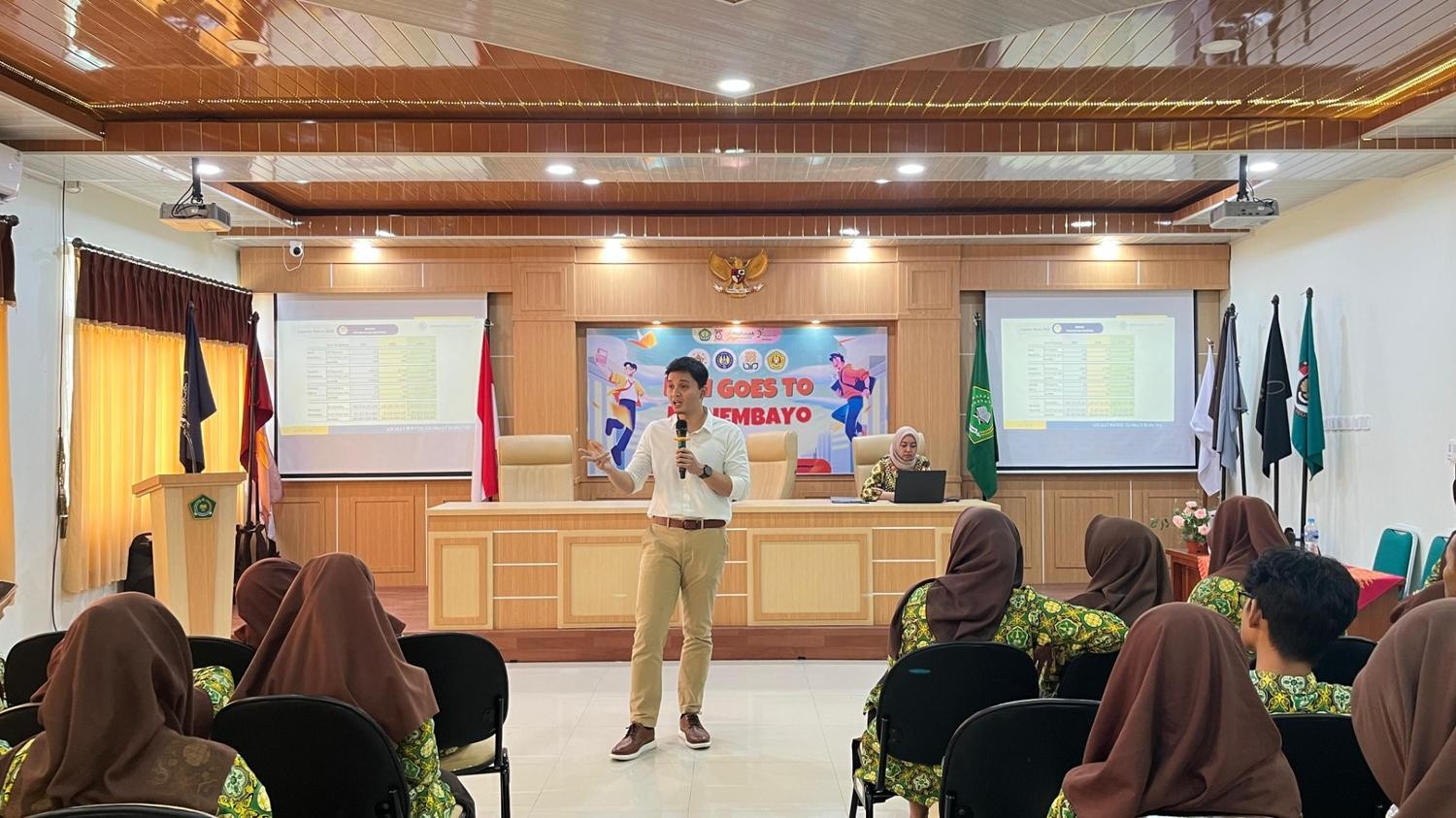 “PTN Goes to Manembayo” UGM Inspirasi Siswa MAN 4 Bantul untuk Raih Pendidikan Tinggi
