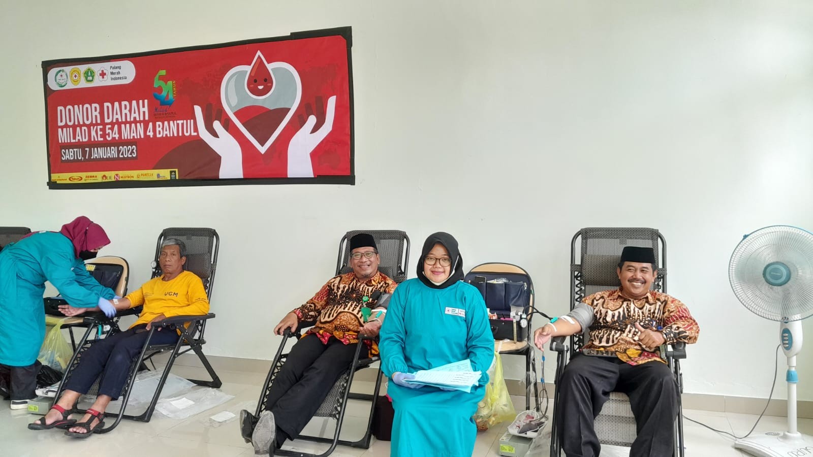 Tetesan Darah Kemanusiaan dari Guru dan Pegawai dalam Acara Milad MAN 4 Bantul