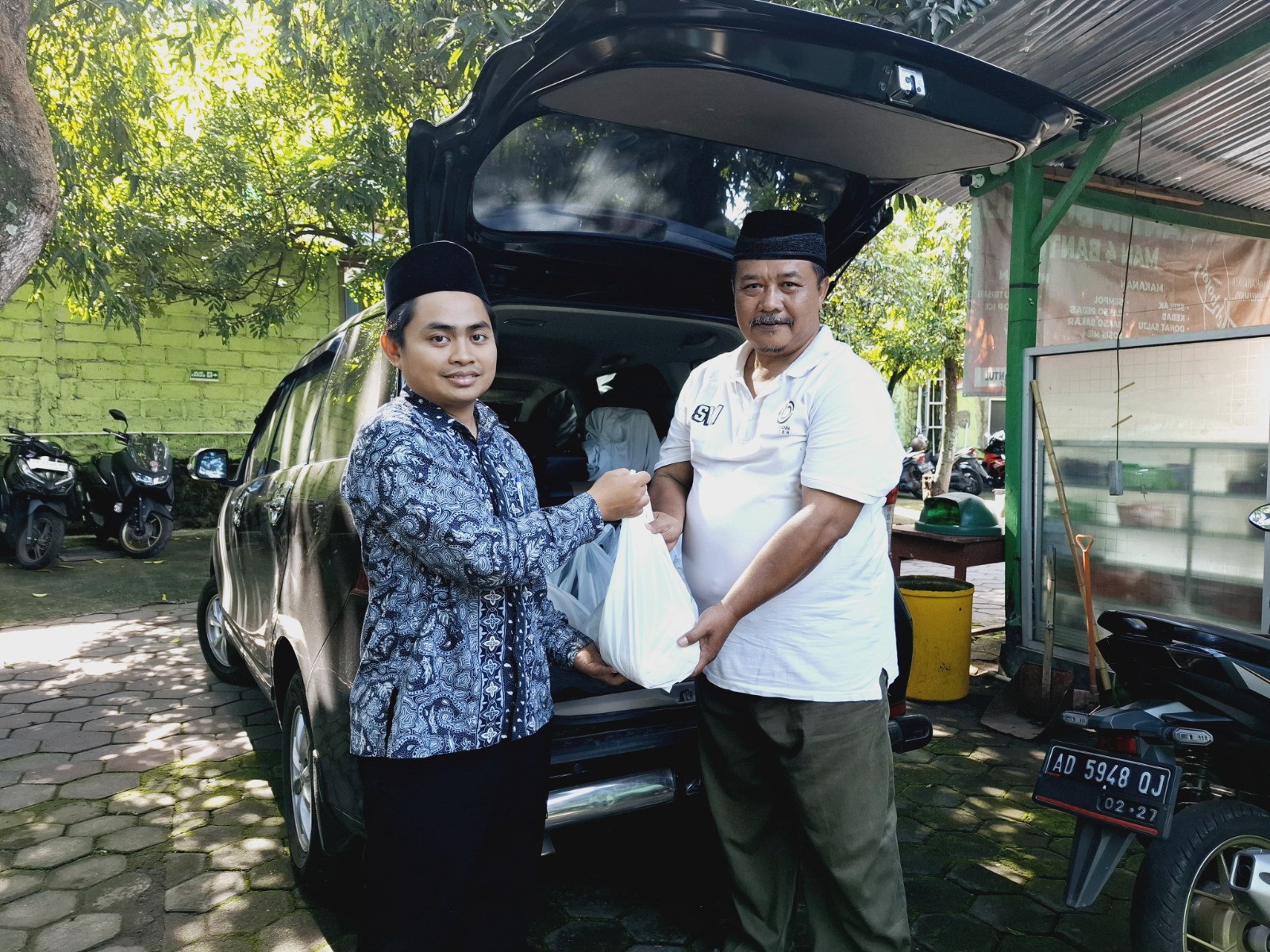 Tutup Kegiatan Ramadan, MAN 4 Bantul Salurkan Zakat Fitrah untuk Sesama Bantul (MAN 4 Bantul)