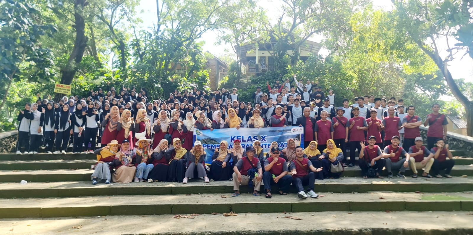 Bentuk Karakter Siswa, MAN 4 Bantul Gelar Outing Class Penuh Makna di Pantai Sundak Gunungkidul