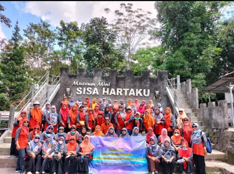 Dua Pegawai MAN 4 Bantul Ikuti Raker Dharma Wanita Persatuan