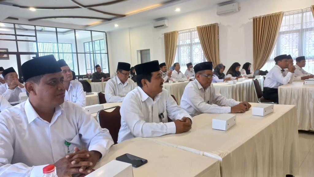 Kamad MAN 4 Bantul Antusias Ikuti Bimtek Penanganan Gratifikasi oleh KPK