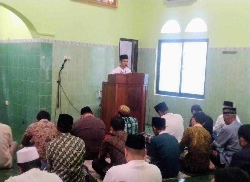 Pengabdian Masyarakat, Guru MAN 4 Bantul Isi Khutbah di Masjid Sekitar Madrasah