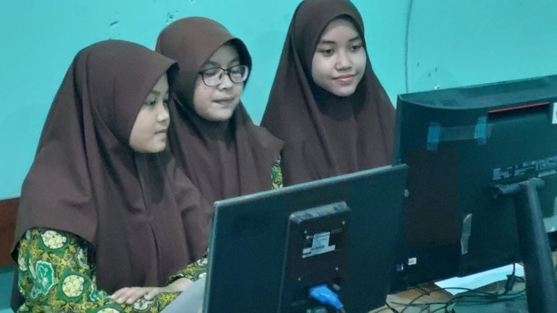 Siswa MAN 4 Bantul Belajar Menulis KTI di Unsoed