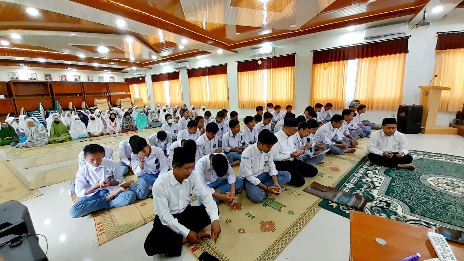 Muqaddaman dan Shalat Dhuha Berjamaah Rangkaian Kegiatan Pesantren Ramadhan MAN 4 Bantul