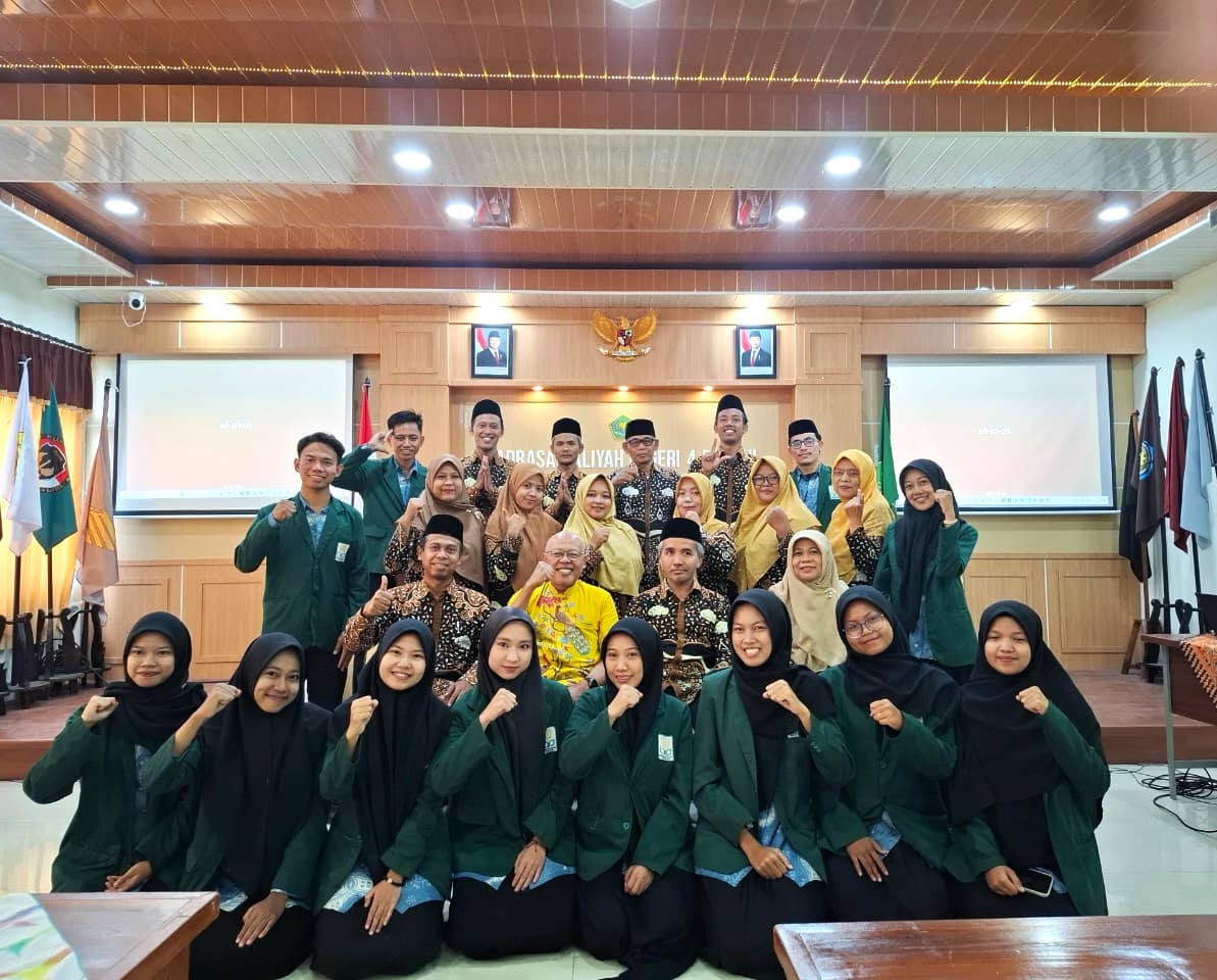 MAN 4 Bantul Lepas 12 Mahasiswa PLP UIN Sunan Kalijaga, Wujud Sinergi Kampus dan Madrasah dalam Mendidik Generasi