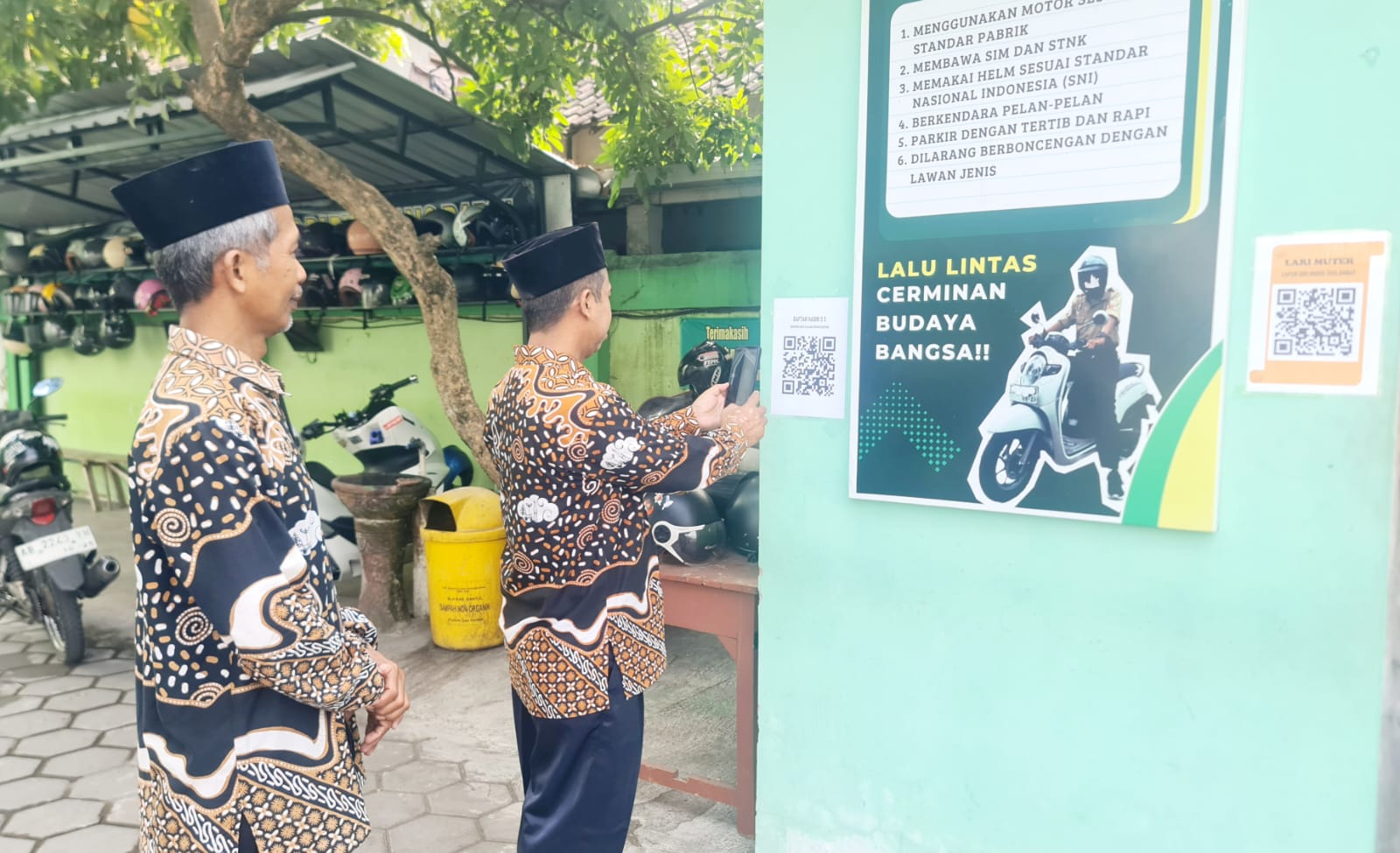Digitalisasi Pelayanan, MAN 4 Bantul Resmikan Presensi Barcode untuk Guru Piket Pagi