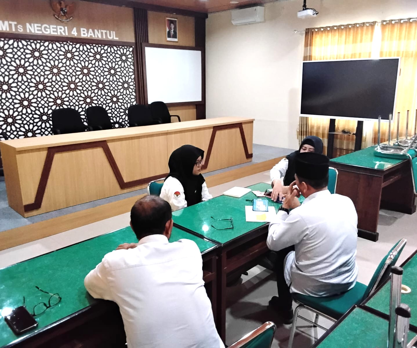Sinergi Lintas Madrasah,  Cara MAN 4 Bantul dan MTsN 4 Bantul Perkuat Administrasi