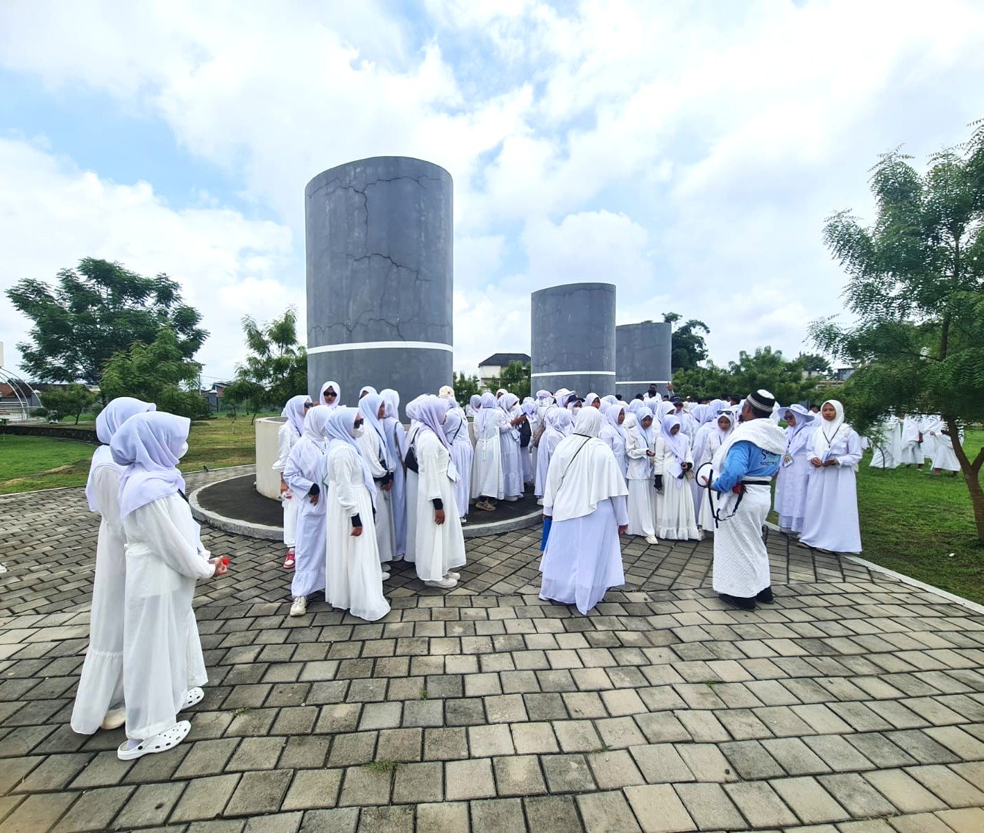 Lengkapi Rukun Manasik, Siswa MAN 4 Bantul Fokus Jalani Prosesi Ula, Wustha, dan Aqabah