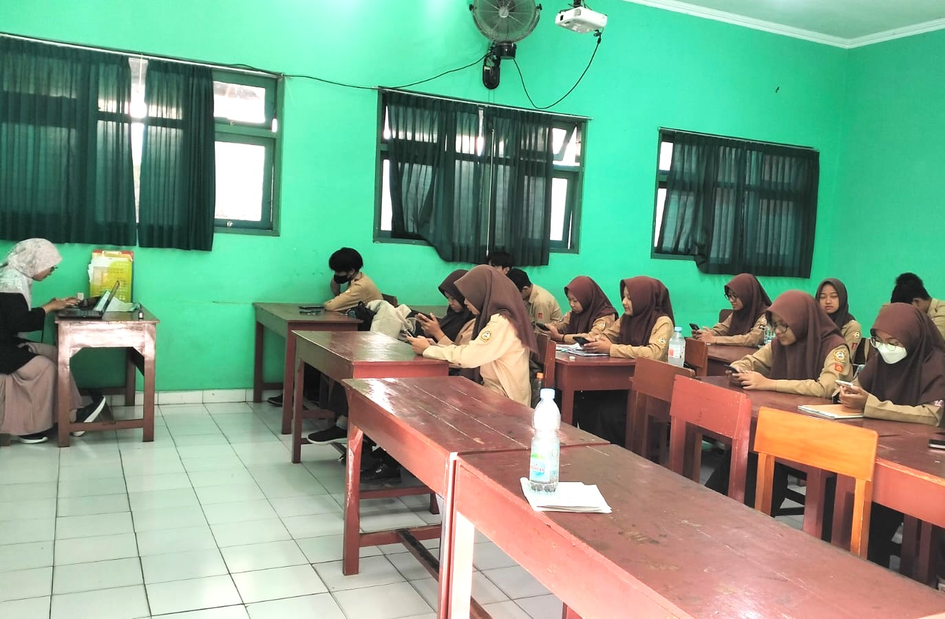 Giat Literasi Jumat MAN 4 Bantul Hidupkan Semangat Membaca, Angkat Karya Siswa Sendiri