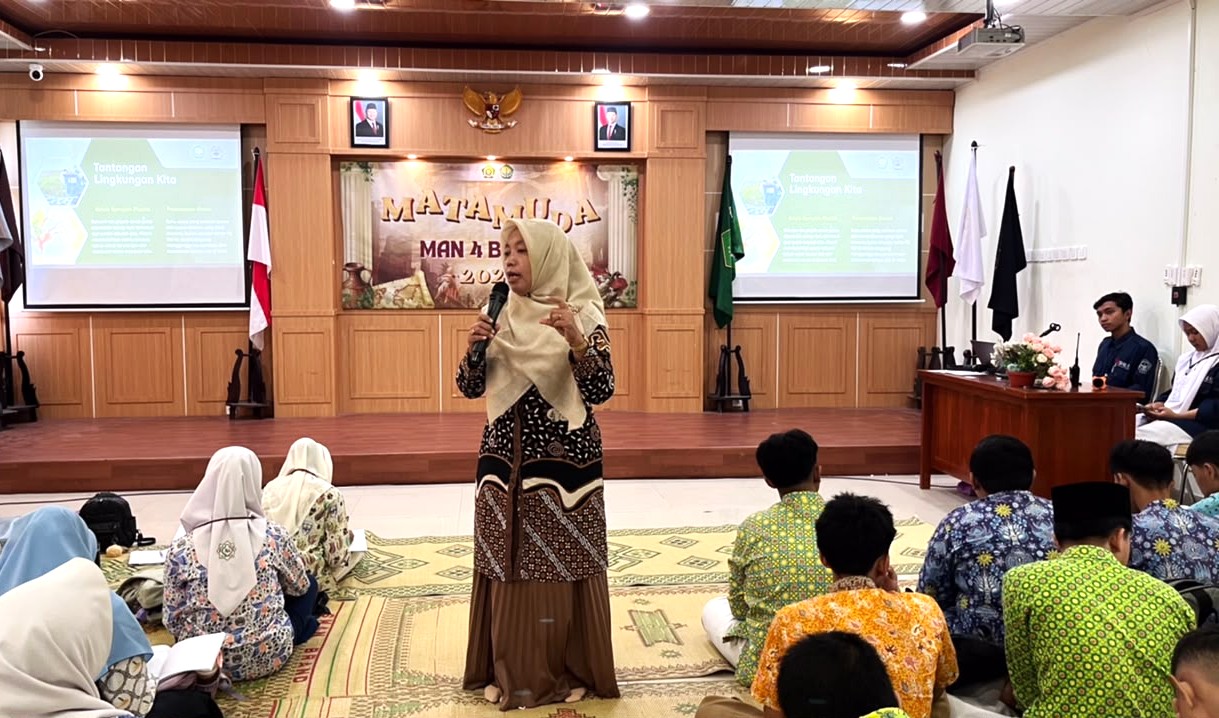 Tanamkan Budaya Peduli Lingkungan, Murid Baru MAN 4 Bantul Dibekali Materi Adiwiyata