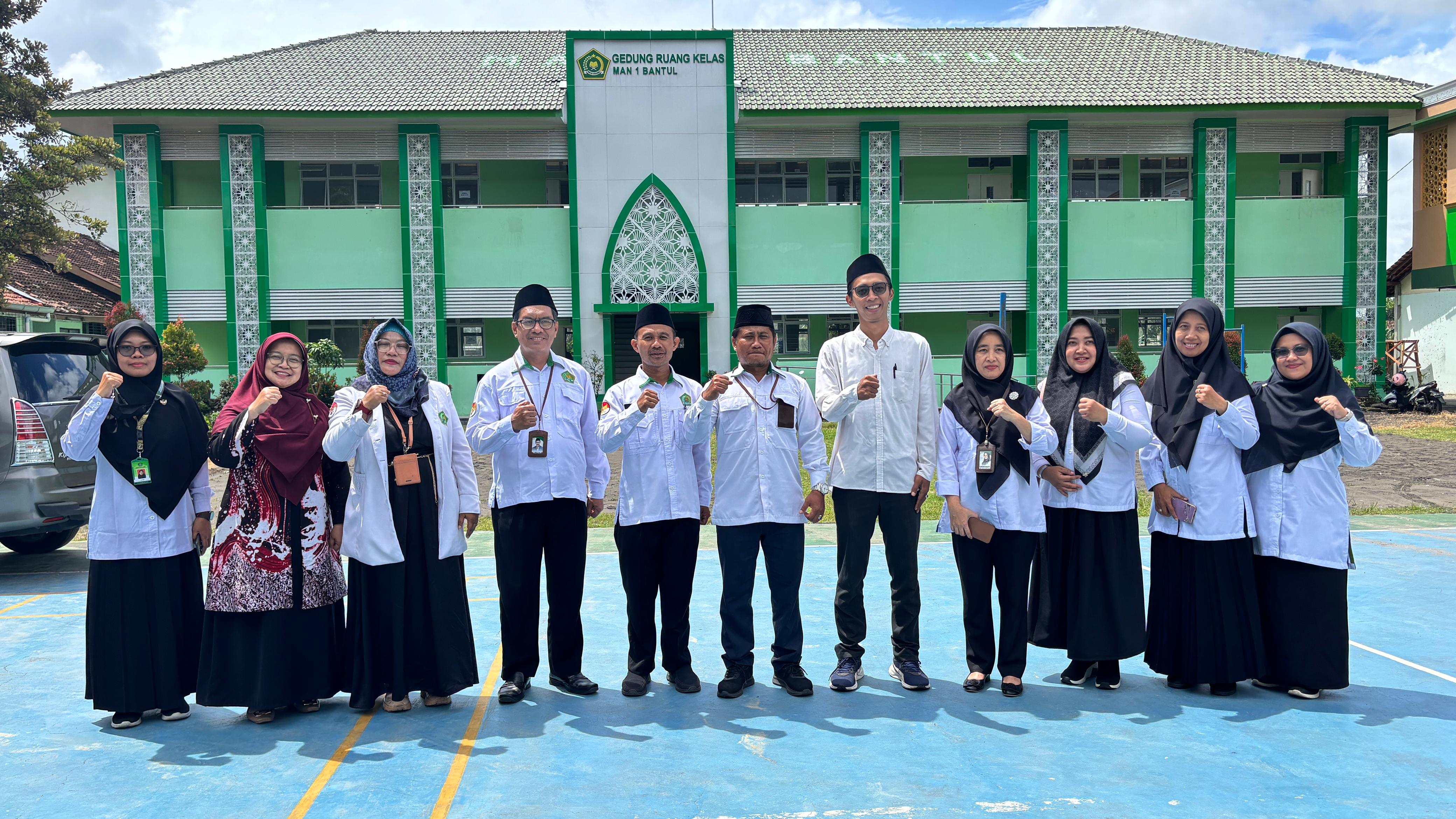 Perkuat Karakter Siswa, Koordinator BK MAN 4 Bantul Berikan Penyuluhan Remaja Qurani di MAN 1 Bantul