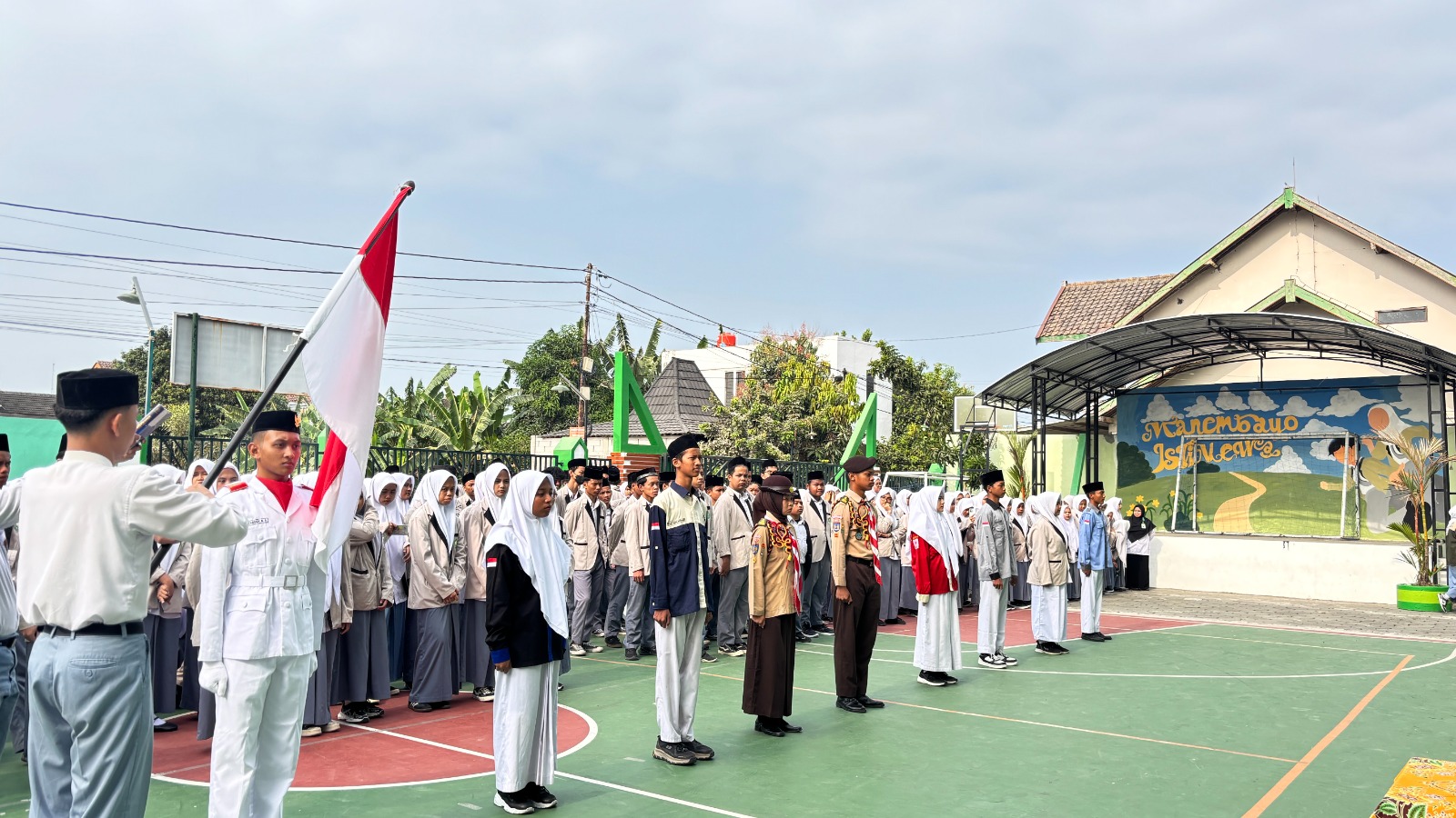 Masa Bakti 2026/2027 Dimulai, Ketua 8 Organisasi Siswa MAN 4 Bantul Resmi Mengucap Sumpah Jabatan
