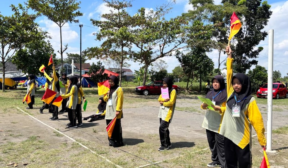 Ajang Asah Skill Pramuka: Siswa MAN 4 Bantul Berkompetisi dalam Lomba Bahasa Bendera
