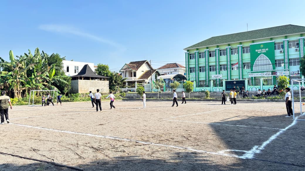 Meriah dan Sportif, Keseruan Turnamen Futsal Antar Kelas MAN 4 Bantul