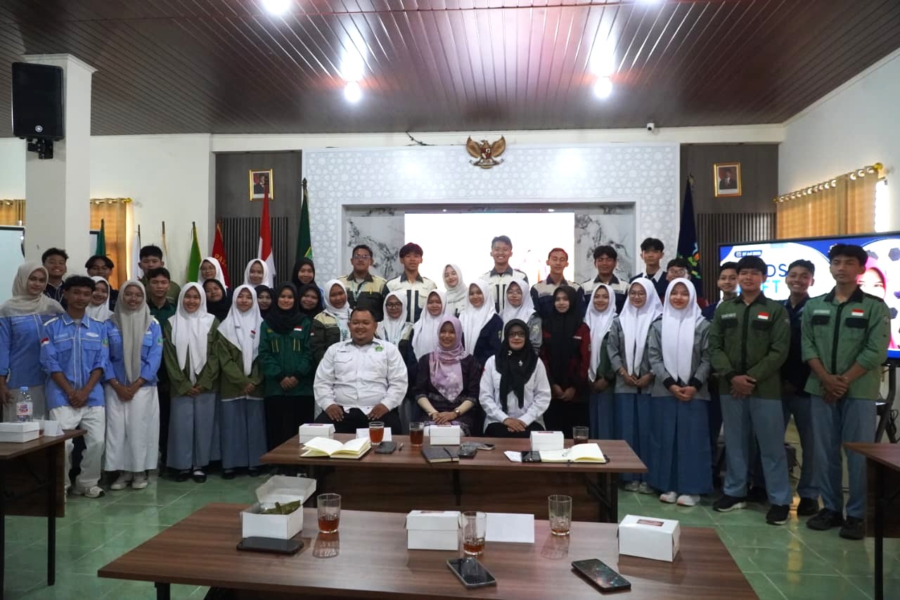 Perkuat Leadership, Pengurus OSIS MAN 4 Bantul Hadiri Lentera Leader Network