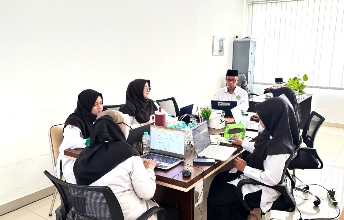 Matangkan Persiapan, Tim Madrasah Hebat MAN 4 Bantul Geber Konsolidasi Berkas dan Eviden Unggulan