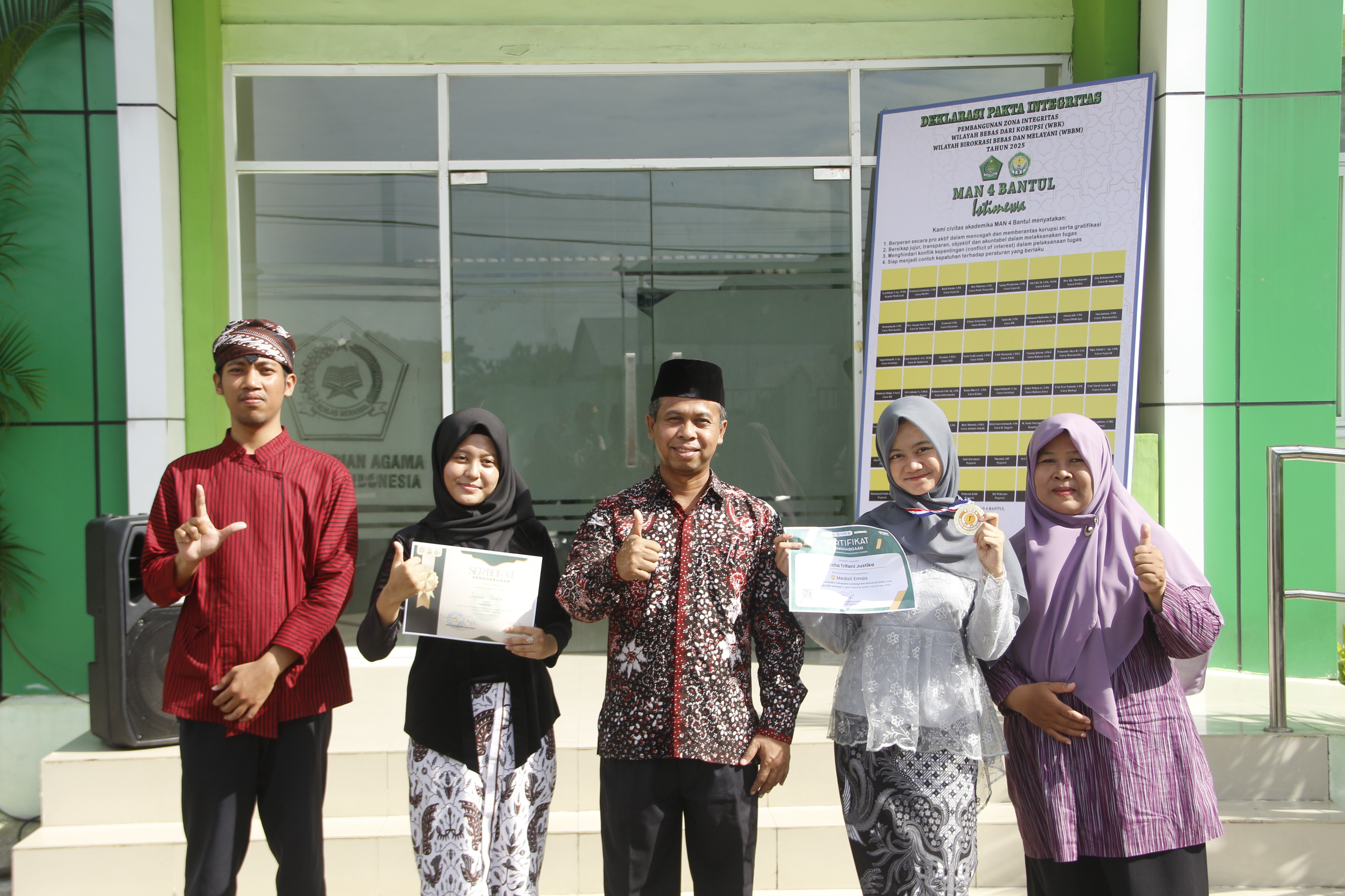 Tradisi Apresiasi MAN 4 Bantul, Panggung Kehormatan bagi Tiga Siswa Berprestasi Nasional