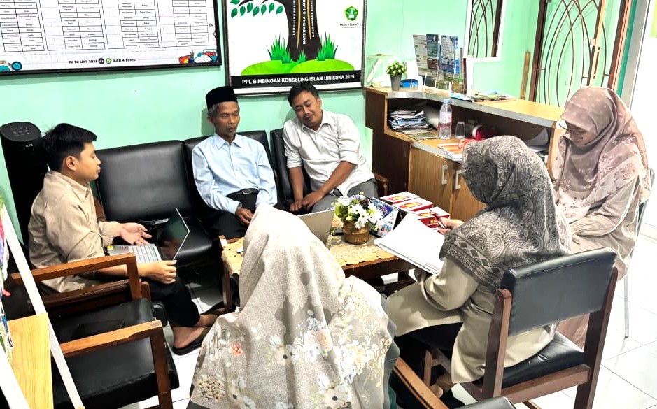 Tim Kesiswaan dan BK MAN 4 Bantul Gelar Koordinasi Bahas Tata Tertib hingga Penyegaran Staf