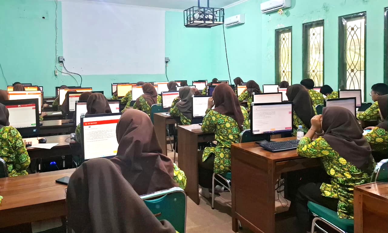 Tingkatkan Peluang Masuk PTN, MAN 4 Bantul Matangkan Persiapan UTBK Bersama Neutron