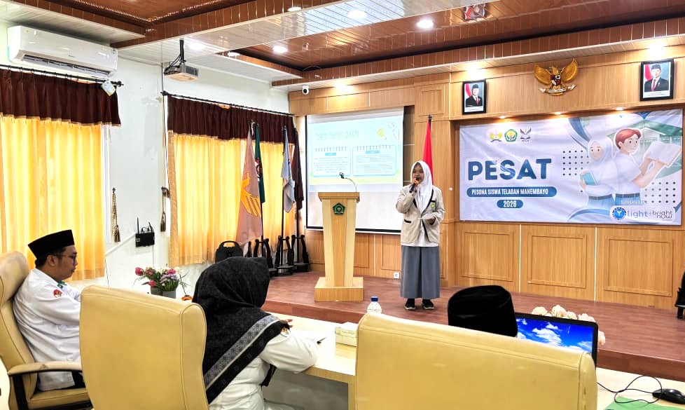 Finalis PESAT MAN 4 Bantul Unjuk Orasi dan Mental di Hadapan Tiga Juri
