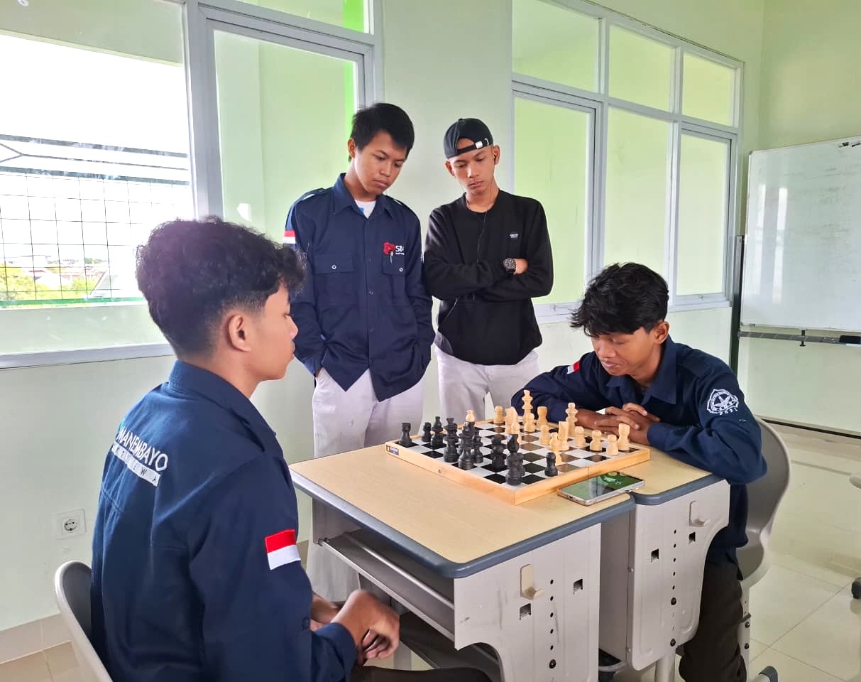 Tingkatkan Daya Pikir Siswa, MAN 4 Bantul Gelar Kompetisi Catur dalam Rangka Classmeeting